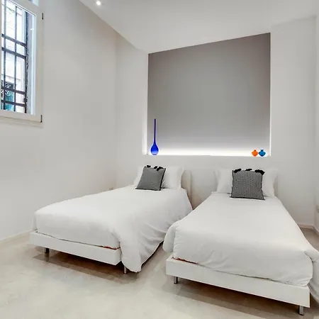 6525 Luxury Loft, With Private Terrace *